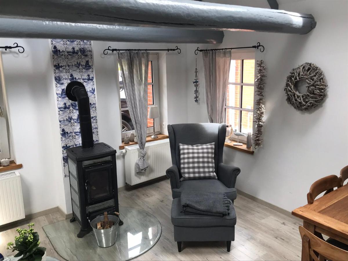 Ferienhaus Wattwurm Rysum Экстерьер фото